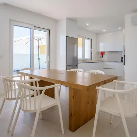 Aura With Private Pool Вилла Capelas (Lisbon)