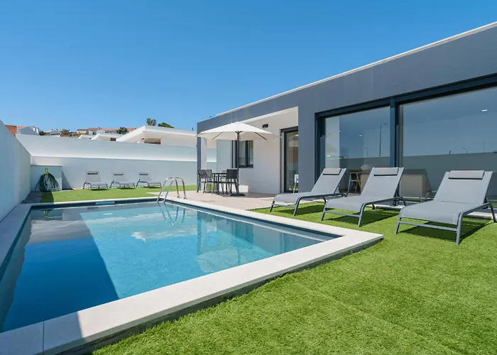 Aura With Private Pool