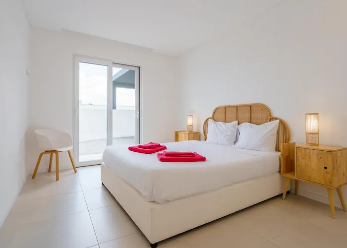 Вилла Aura With Private Pool Capelas (Lisbon)