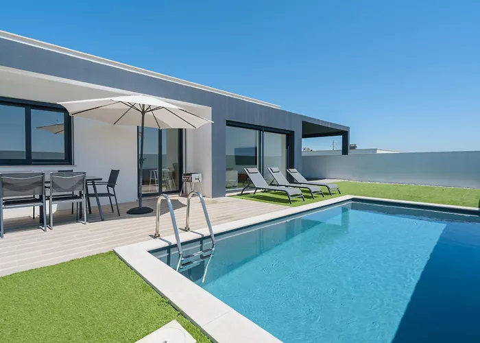 Aura With Private Pool Вилла Capelas (Lisbon)